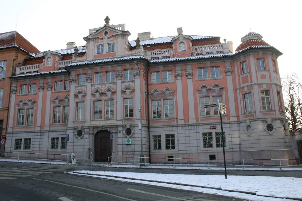 Boutique Hotel 16 Прага Екстер'єр фото